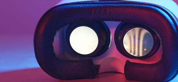 Virtual reality headset lenses